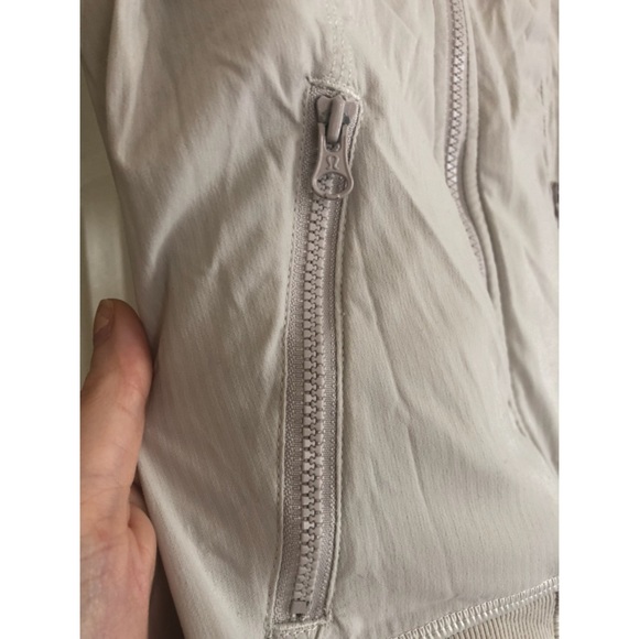 Lululemon Jacket - Picture 4 of 5